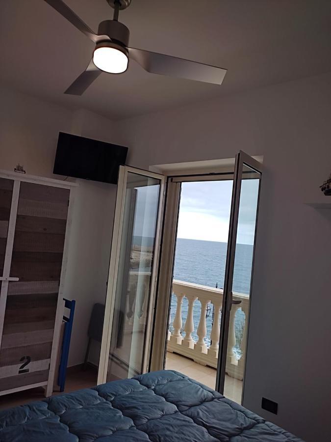 지오비나조 Vento Di Bolina B&B 외부 사진